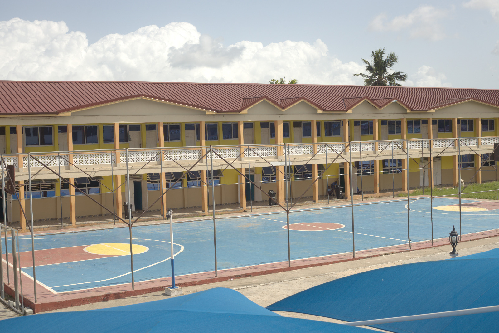 Tema Sports Court